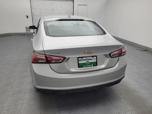 Silver Ice Metallic 2021 Chevrolet Malibu FWD LT