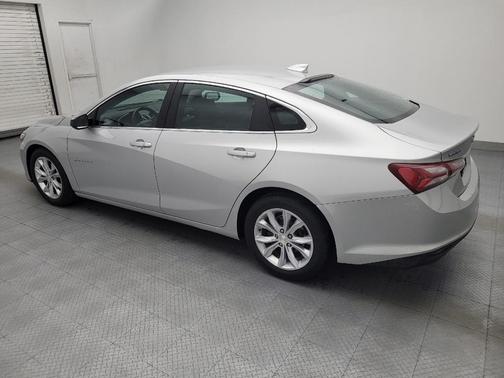 Silver Ice Metallic 2021 Chevrolet Malibu FWD LT