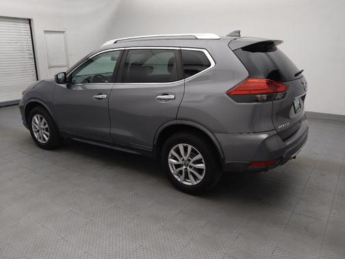 Gun Metallic 2017 Nissan Rogue SV