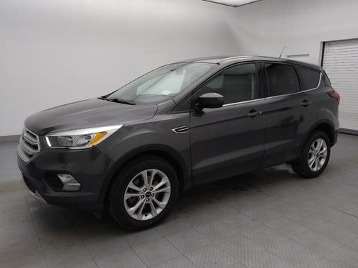 Magnetic Metallic 2019 Ford Escape SE