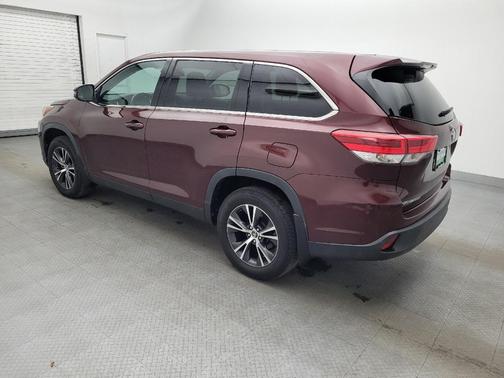 2019 Toyota Highlander LE