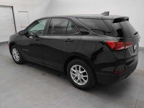 Mosaic Black Metallic 2024 Chevrolet Equinox LS