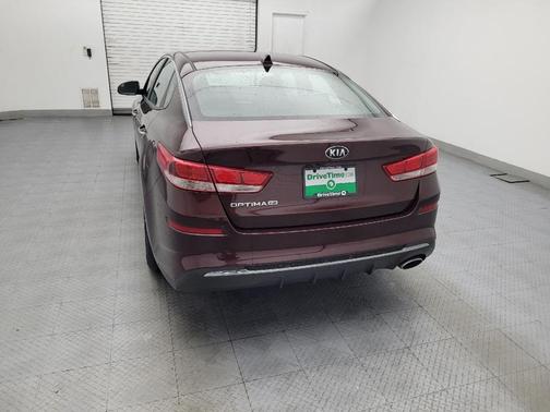 Sangria 2019 Kia Optima LX