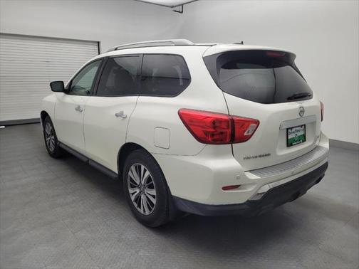 2018 Nissan Pathfinder SV