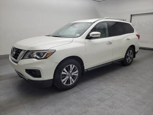 2018 Nissan Pathfinder SV