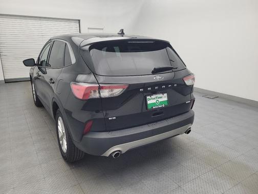 Agate Black Metallic 2020 Ford Escape SE