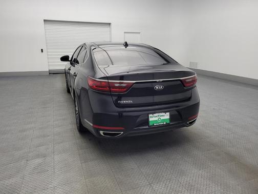 2017 Kia Cadenza Premium