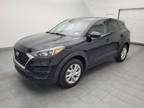 Black Noir Pearl 2020 Hyundai TUCSON SE