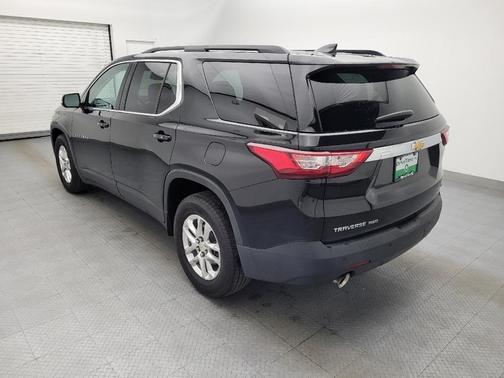 Mosaic Black Metallic 2019 Chevrolet Traverse LT Cloth
