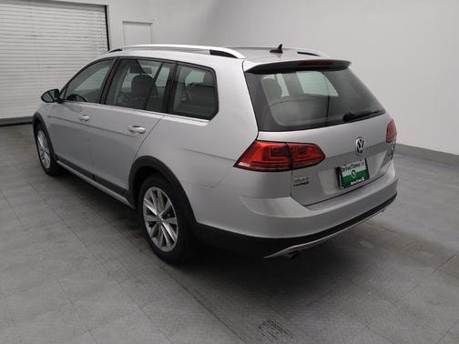 2017 Volkswagen Golf Alltrack TSI SE