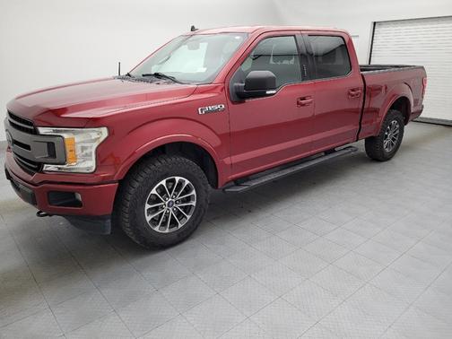 Red 2019 Ford F-150 XLT