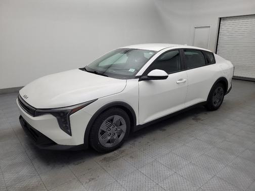 2025 Kia K4 LX