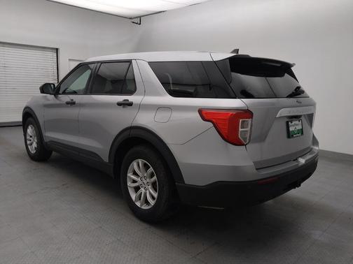 Iconic Silver Metallic 2021 Ford Explorer