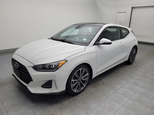 2020 Hyundai Veloster 2