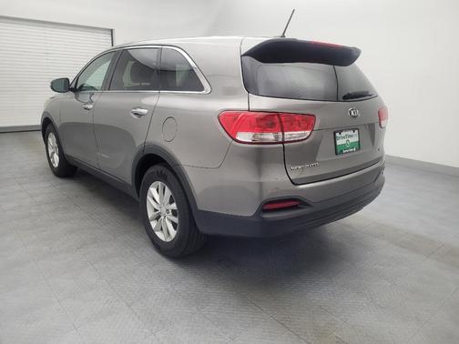 2017 Kia Sorento L