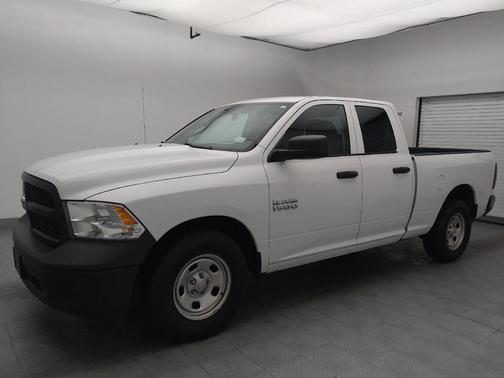 Bright White Clearcoat 2017 RAM 1500 Tradesman