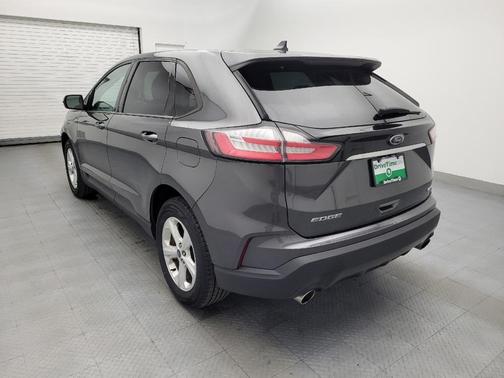 Magnetic Metallic 2019 Ford Edge SE