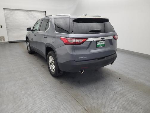 Gray 2018 Chevrolet Traverse LT Cloth