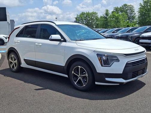 2025 Kia Niro Plug-In Hybrid EX