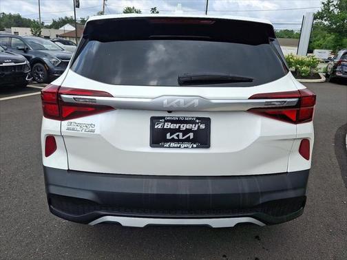2023 Kia Seltos LX