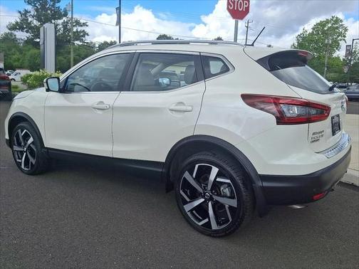 2022 Nissan Rogue Sport SL