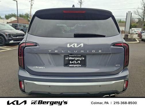 Everlasting Silver 2024 Kia Telluride EX