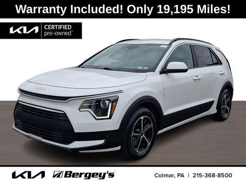 Snow White Pearl 2024 Kia Niro LX