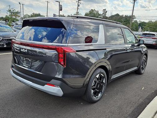 2026 Kia Carnival EX