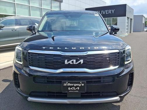 2022 Kia Telluride LX