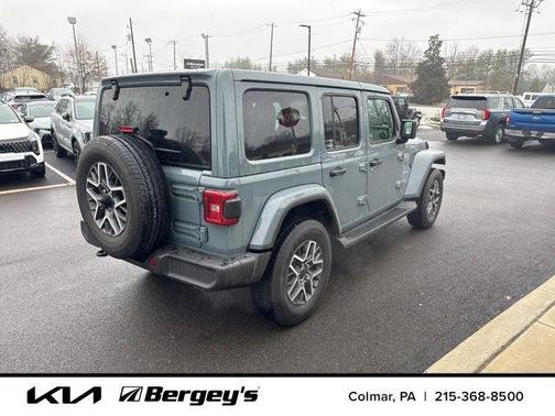 2024 Jeep Wrangler 4-Door Sahara 4x4