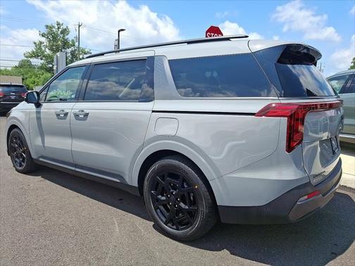 2026 Kia Carnival SX