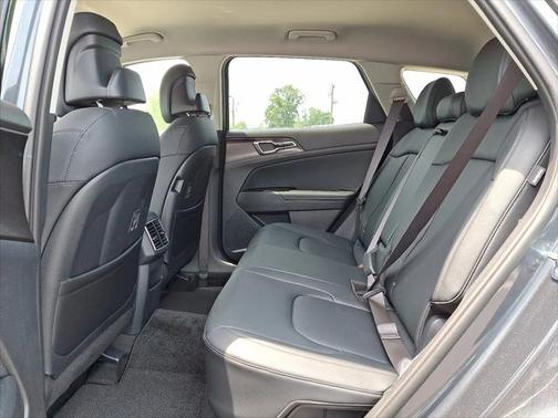 2025 Kia Sportage Hybrid EX