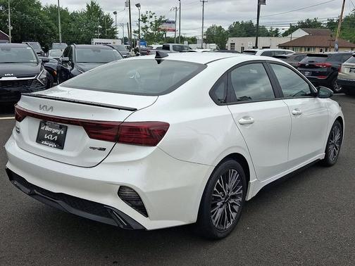 2022 Kia Forte GT-Line