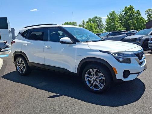 2022 Kia Seltos S