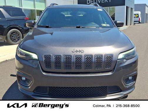 Granite Crystal Metallic Clearcoat 2019 Jeep Cherokee Limited