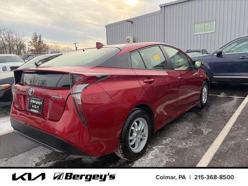 2017 Toyota Prius Two