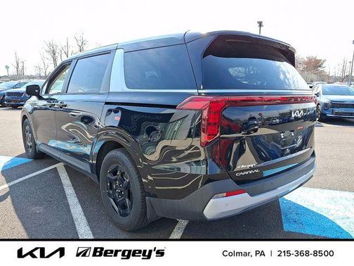 2026 Kia Carnival LXS