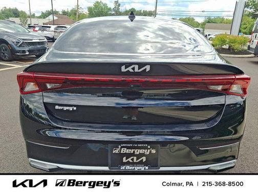 2022 Kia K5 LXS