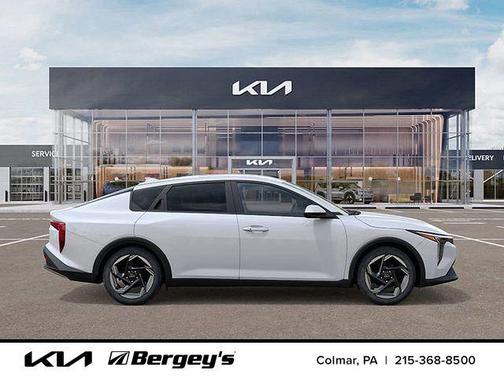 2025 Kia K4 EX