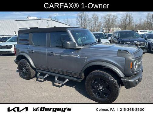 CARBONIZED GRAY METALLIC 2023 Ford Bronco Black Diamond