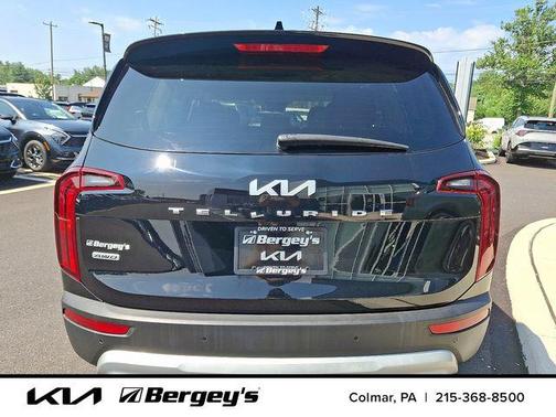 2022 Kia Telluride LX