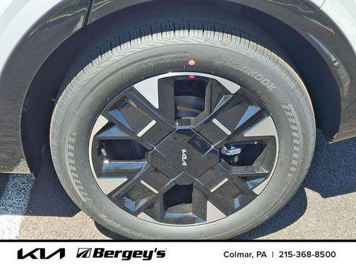 Wolf Gray 2026 Kia Sportage Hybrid SX-Prestige