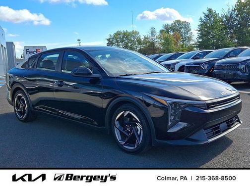 2025 Kia K4 EX