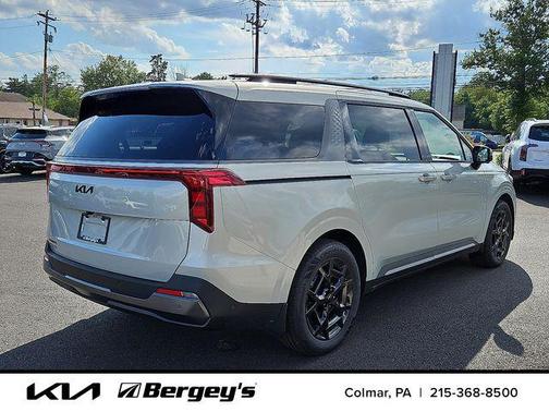 2026 Kia Carnival SX