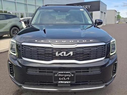 2022 Kia Telluride S