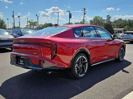 2025 Kia K4 GT-Line