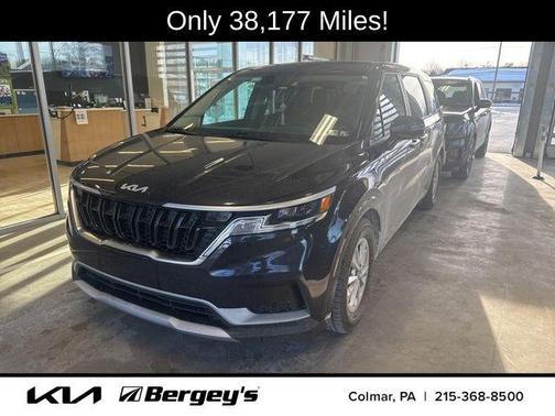 2023 Kia Carnival LX