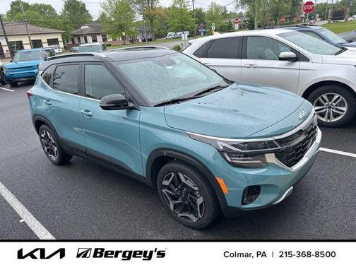 Pluton Blue/Black Roof 2024 Kia Seltos SX Turbo