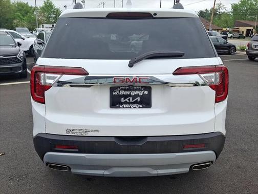 2023 GMC Acadia FWD SLT
