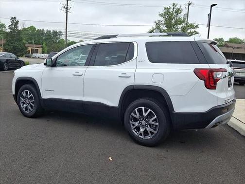 2023 GMC Acadia FWD SLT